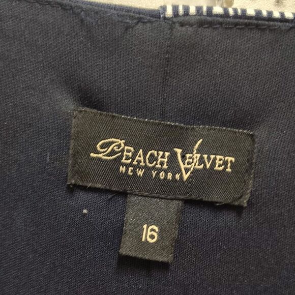 Beach Girl Living Black and White Sheath Jumpsuit with Plunge Neckline - Picture 2 of 5